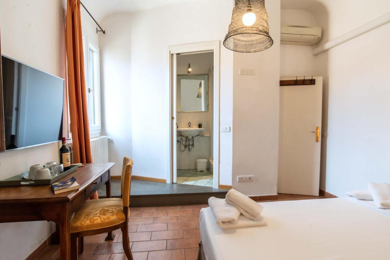 Mdr Gia Via Larga Bed and breakfast Florencia